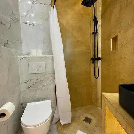 Apartment Cozy Loft Montmartre Place Des Abbesses Sacre Coeur Paris