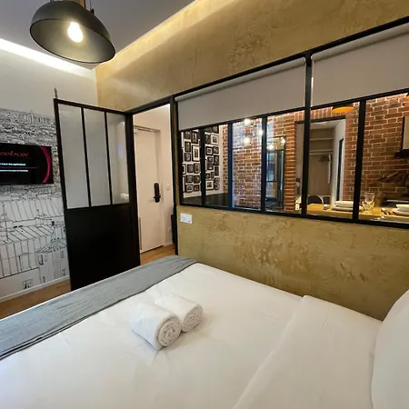 Cozy Loft Montmartre Place Des Abbesses Sacré Cœur Appartamento Parigi